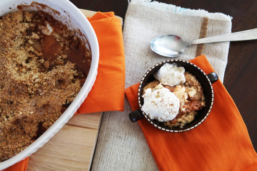 White peach and oatmeal crumble - The Everyday Mom Life