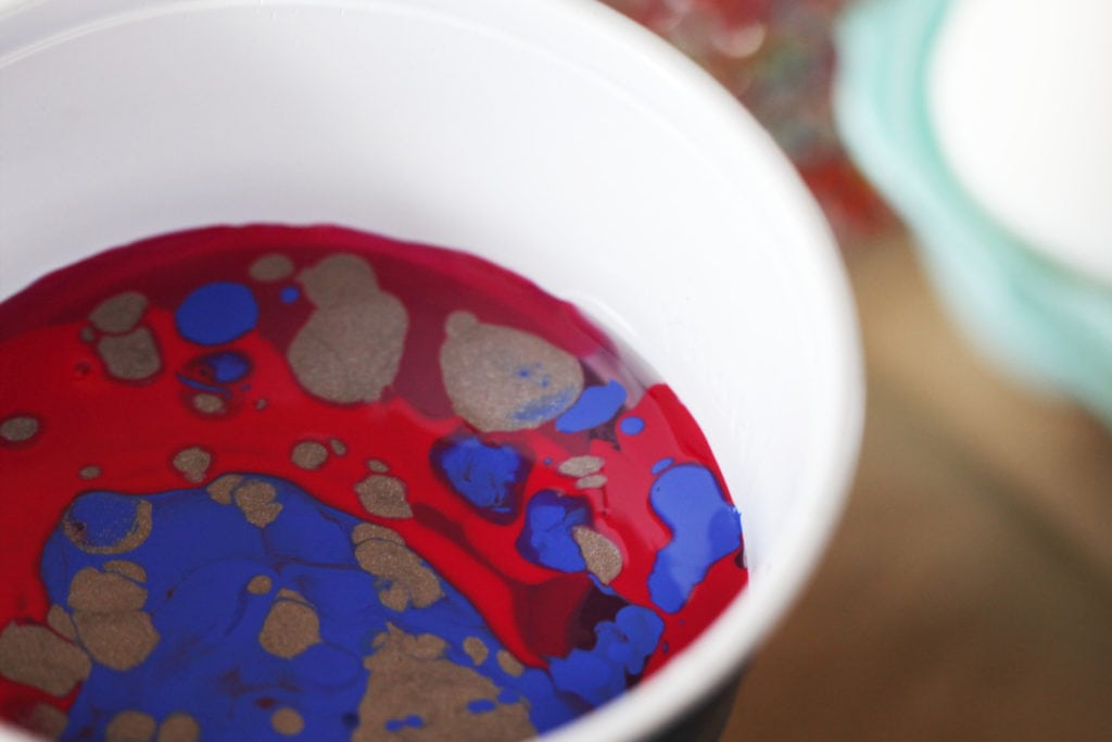 tie-dye easter eggs - The everyday mom life
