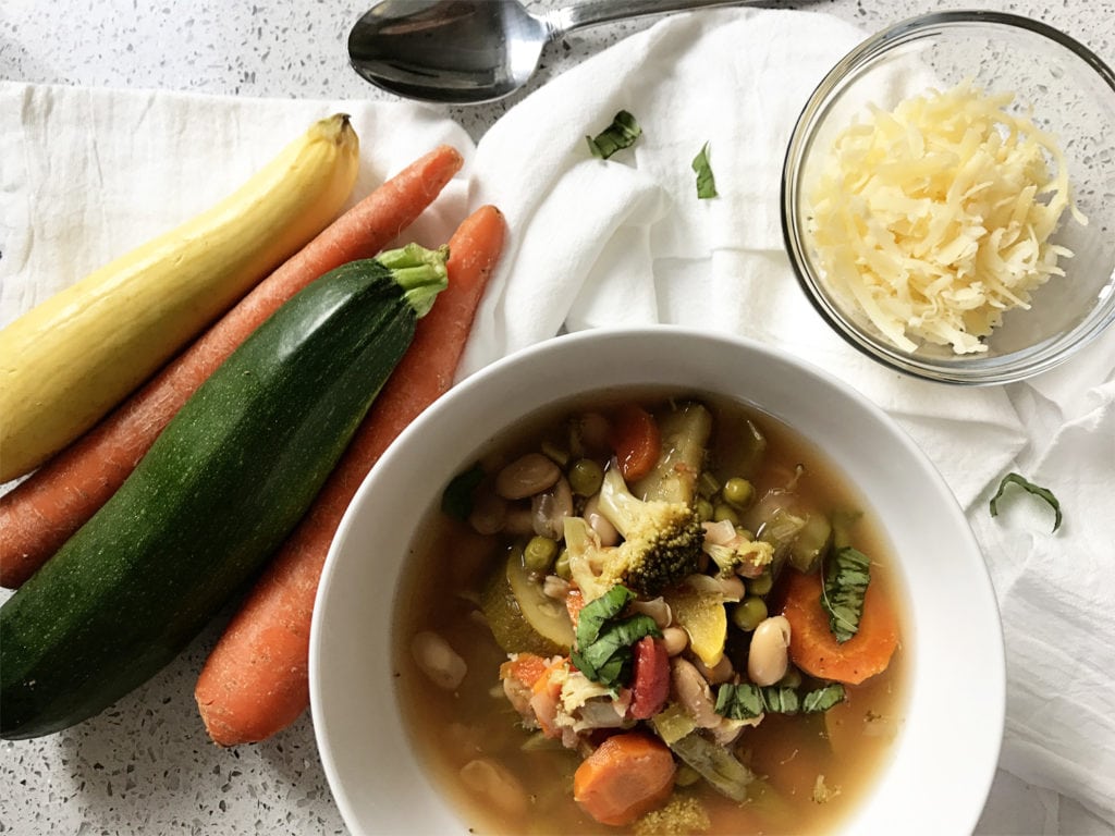 Vegetable soup recipe - The Everyday Mom Life