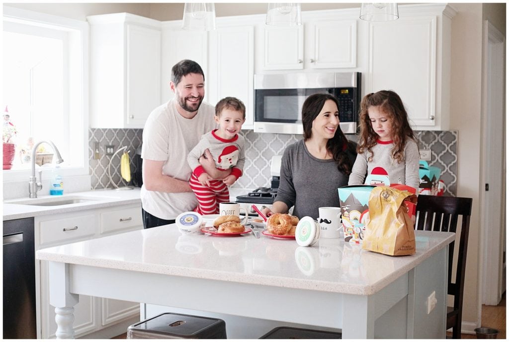 Bagels for brunch - The Everyday Mom Life