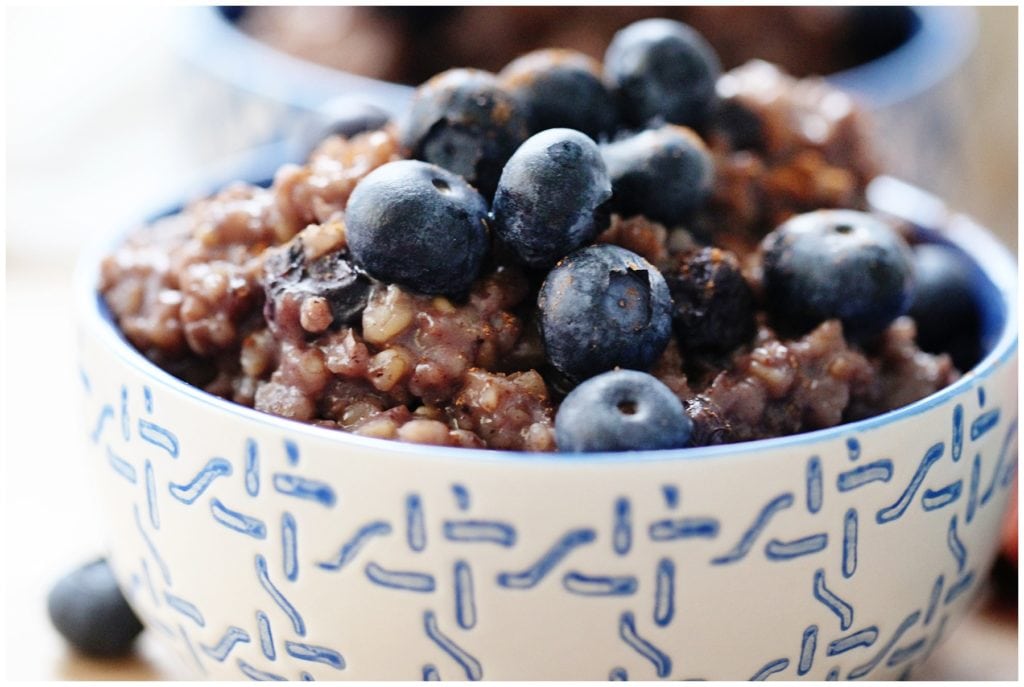 Maple Cinnamon Blueberry Overnight Oats - The Everyday Mom Life