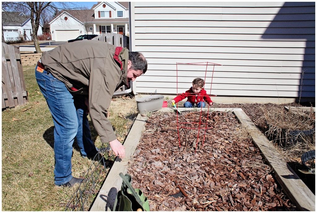 gardening with kids - The Everyday Mom Life