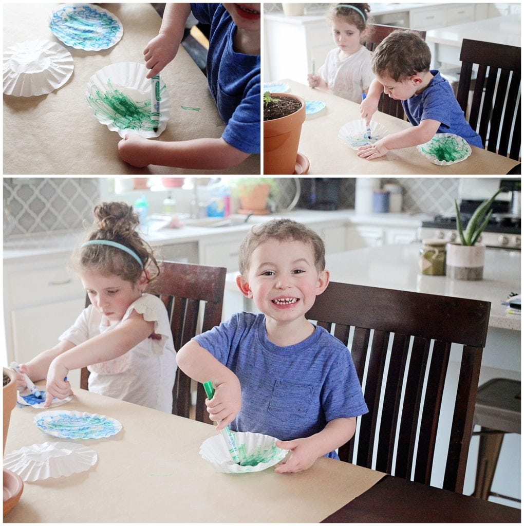 Planet earth coffee filter craft - The Everyday Mom Life
