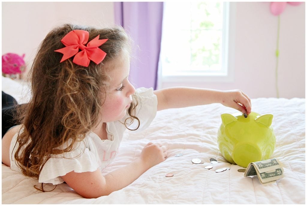 teaching kids about money - The Everyday Mom Life