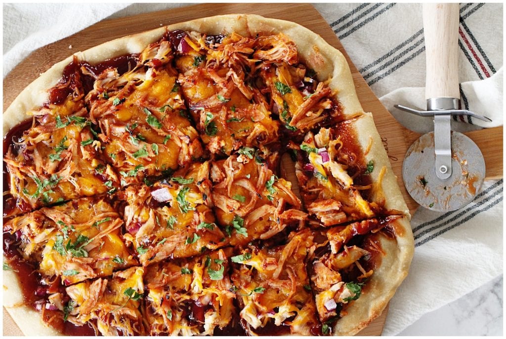 barbecue chicken pizza - The Everyday Mom Life