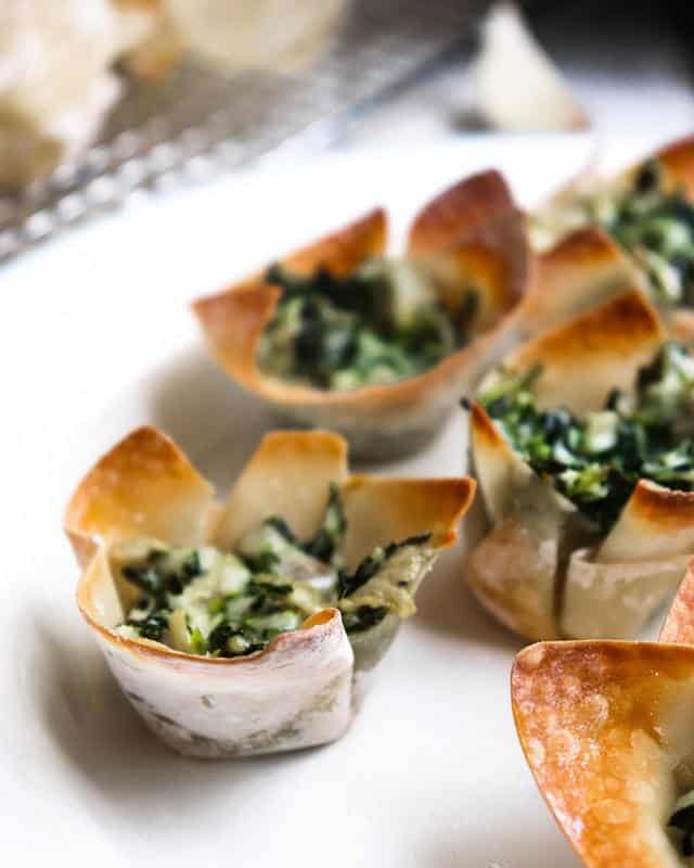 Spinach artichoke cups